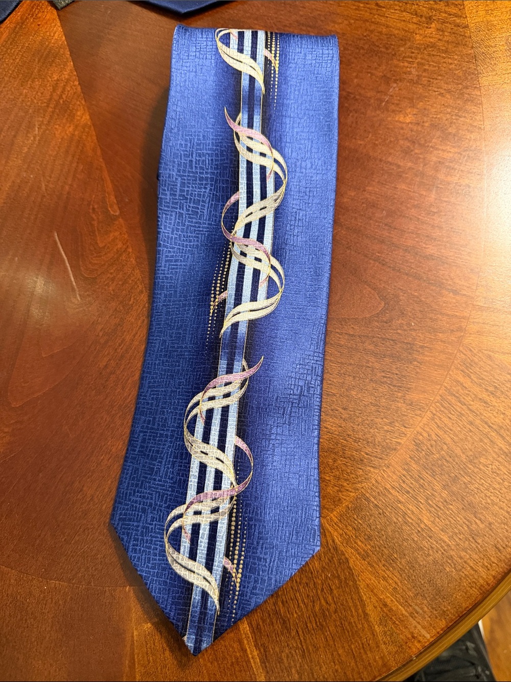 Classic Navy Blue Men's Tie with Swirl Stripe Accent